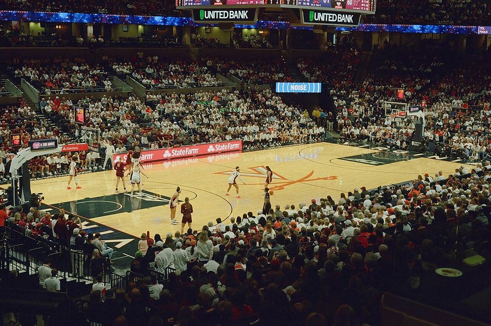 千亿官网 · 球场全景（资料示意）